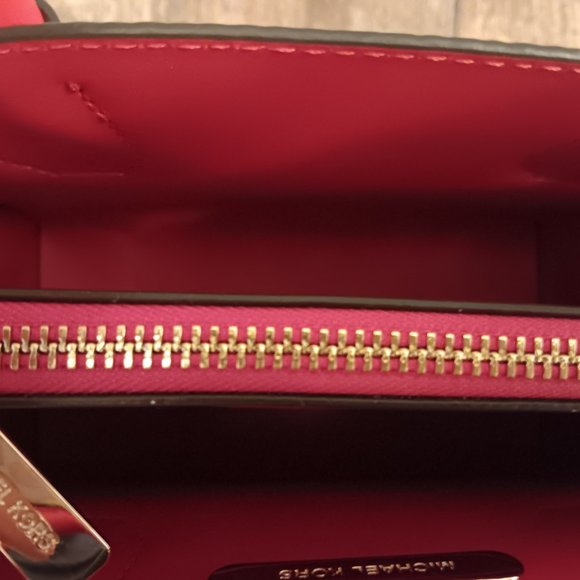 Michael Kors Mercer Satchel - Picture 6 of 8